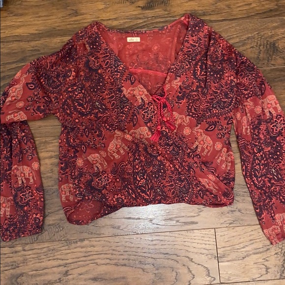 flowy top - Picture 2 of 2